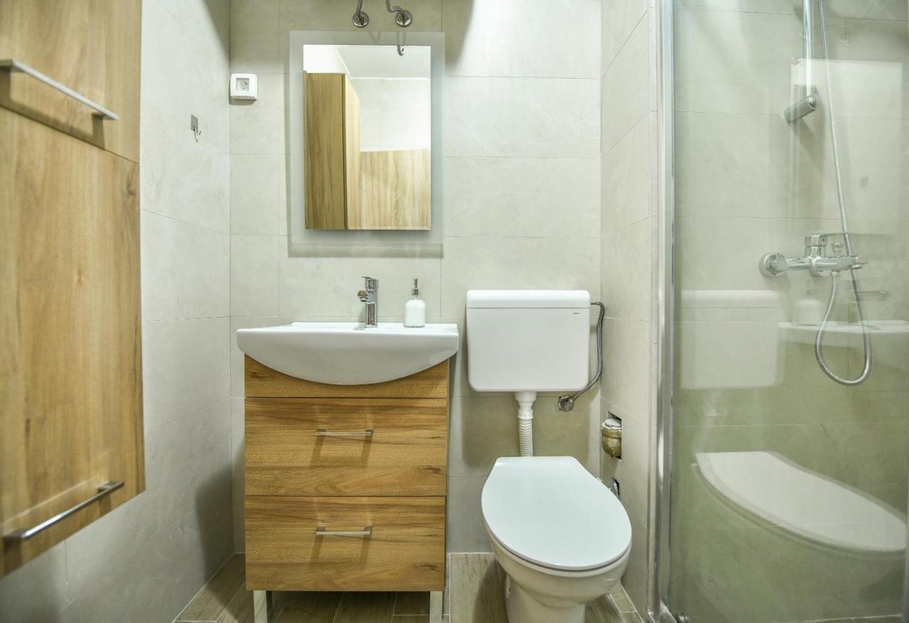 Apartman Centar 2 ポドゴリツァ エクステリア 写真