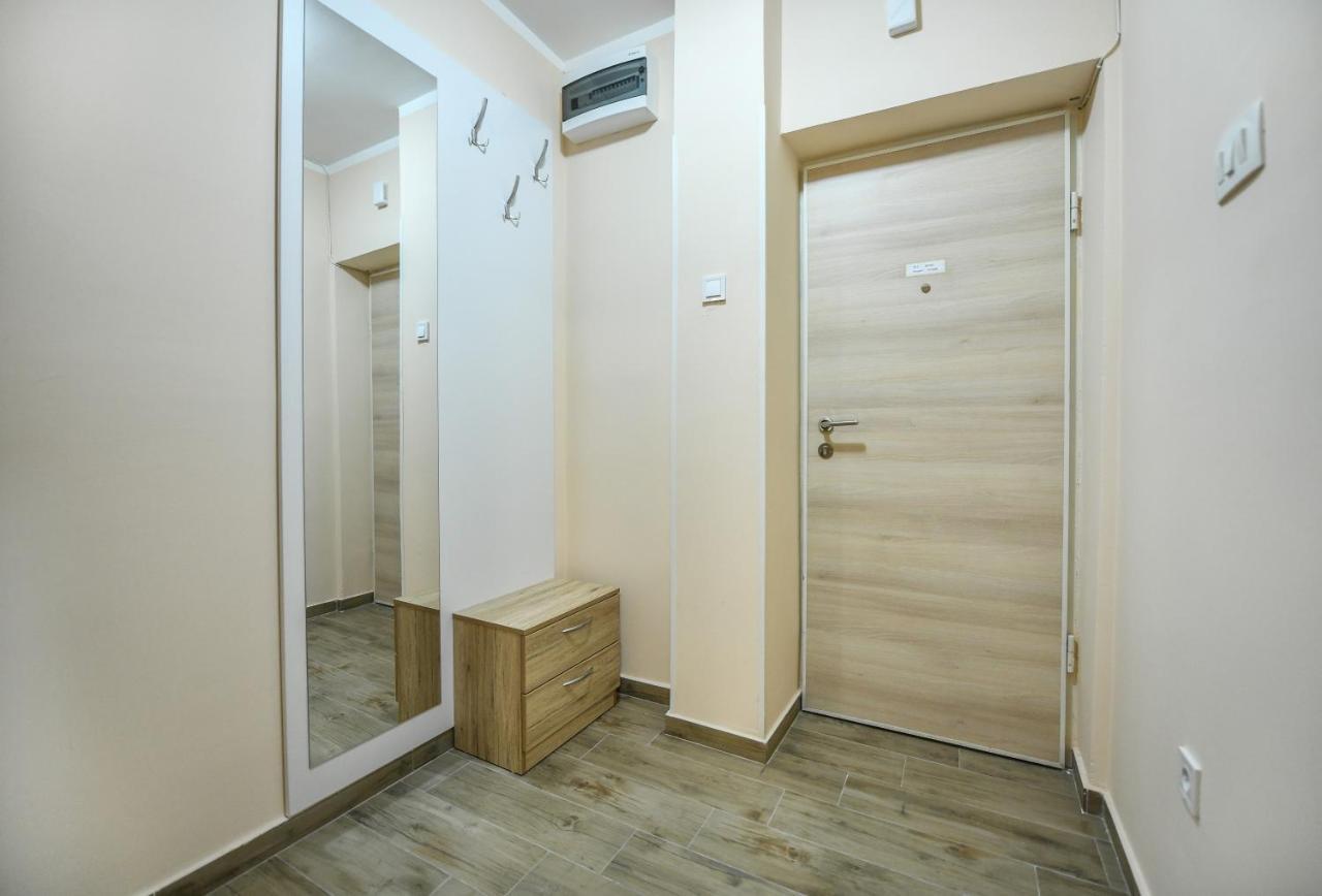 Apartman Centar 2 ポドゴリツァ エクステリア 写真