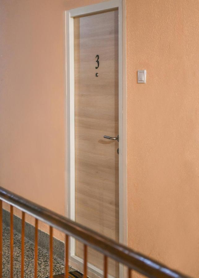 Apartman Centar 2 ポドゴリツァ エクステリア 写真